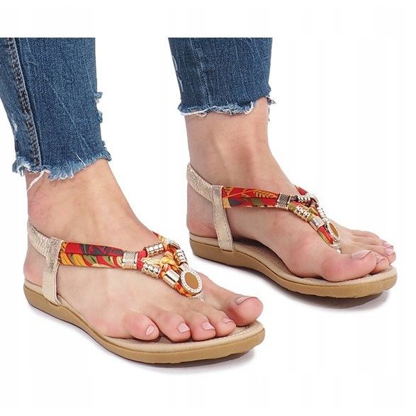 Zlaté ploché sandály s diamanty Sprat zlatý 2