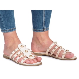 Béžové pantofle s cvočky Rabelle béžový 1 Béžové pantofle s cvočky Rabelle béžový 1