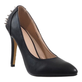 Klasické černé hřeby s hřeby 546D černá 1