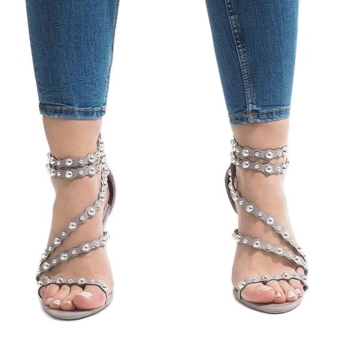 Šedé otevřené podpatky LE042P šedá 2