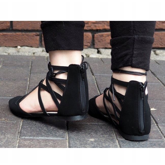 Otevřené / zavázané baletní sandály 6701 Černá 1