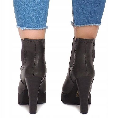 Otevřené boty na sloupku B2901-PB Šedá 2