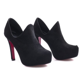 Černé kotníkové boty od Gisèle černý 1