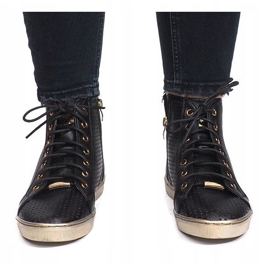 Černé prolamované tenisky Maud černý 2