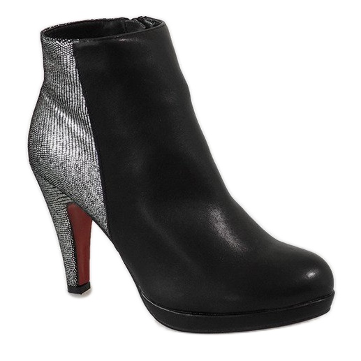 Černé kozačky na vysokém podpatku 16-92 černá 1