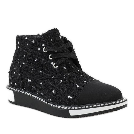 Černé šněrovací boty TS1811 černá 1 Černé šněrovací boty TS1811 černá 1