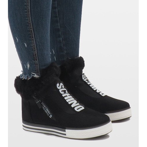 Černé semišové zateplené boty NB220P černá 1