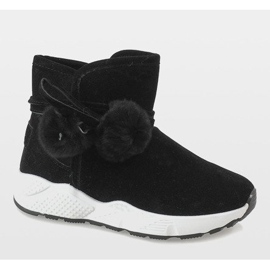 Černé boty na sportovní podrážce GF-ZM93 černá 1