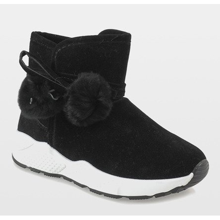 Černé boty na sportovní podrážce GF-ZM93 černá 2