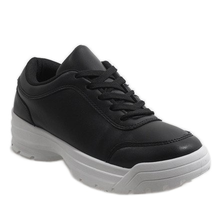 Černá módní sportovní obuv z roku 1858 1 Černá módní sportovní obuv z roku 1858 1