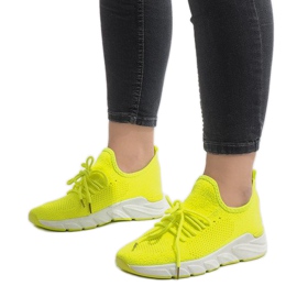 Žlutá sportovní obuv 7766-Y žluť 1