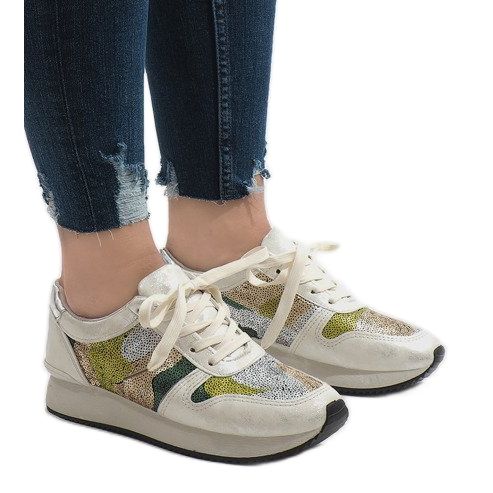 Bílé sportovní klínové tenisky T025 bílý šedá 1