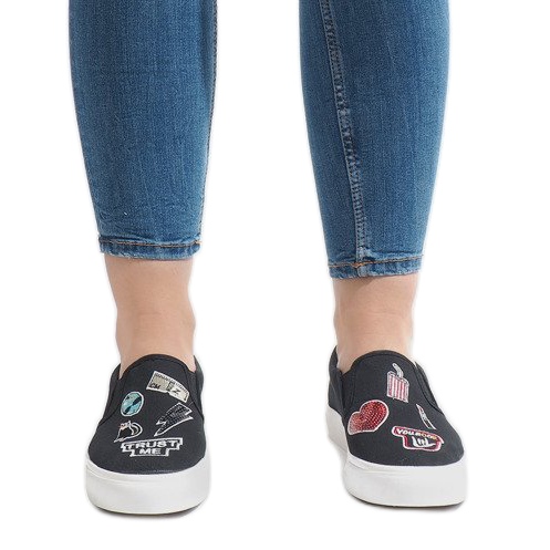 Černé nazouvací tenisky NB102P černá 1 Černé nazouvací tenisky NB102P černá 1