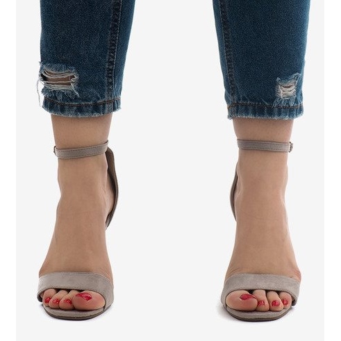 Šedé sandály na jehlovém podpatku SY-31P šedá 2