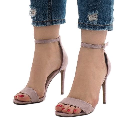 Fialové semišové sandály na vysokém podpatku SY-31P fialový 1