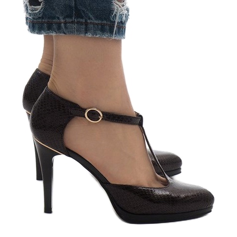 Hnědé lodičky na pilíři A509-22-2 hnědý 1