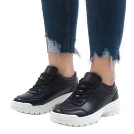 Černé sportovní boty 6255 černý 1