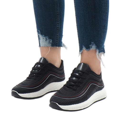 Černá sportovní obuv G-205 1