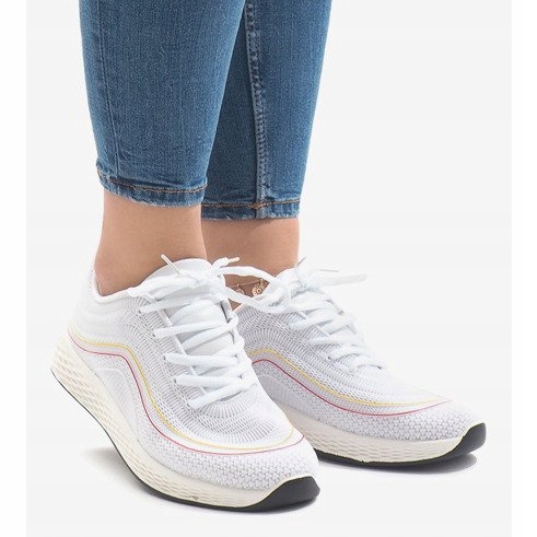 Bílá sportovní obuv G-205 bílý 2