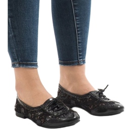 Černé krajkové tenisky HC236 černý 1