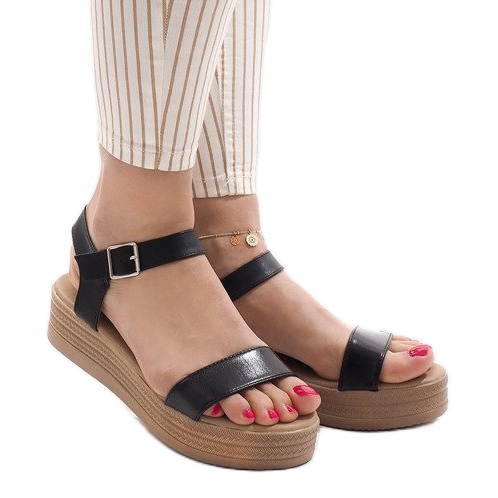 Černé sandály na platformě 22-07 černá 1 Černé sandály na platformě 22-07 černá 1