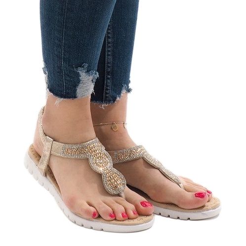 Zlaté zdobené sandály S11 zlatý 1