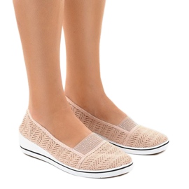 Růžové tenisky s krajkou na klínku ZH-4 růžový 1