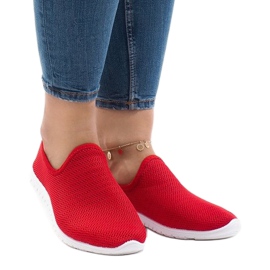 Červené sportovní boty 909-17 2