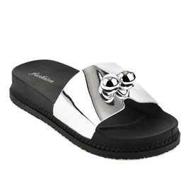 Stříbrné pantofle s míčky 1819 šedá 1