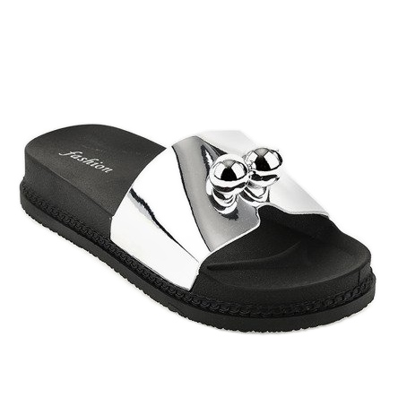 Stříbrné pantofle s míčky 1819 šedá 1