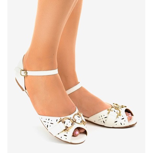 Bílé sandály se sponou GF-180 bílý 1