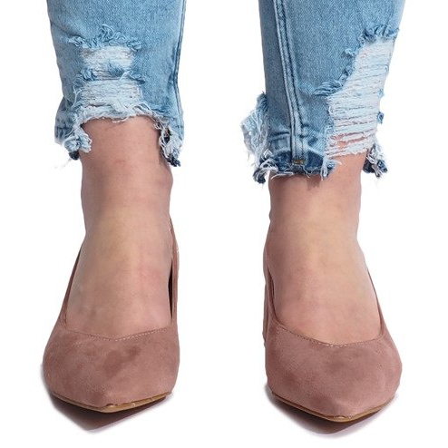 Růžové lodičky na pilíři srdce růžový 1