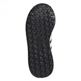 Boty Adidas Originals Forest Grove Jr EE6557 černá 2