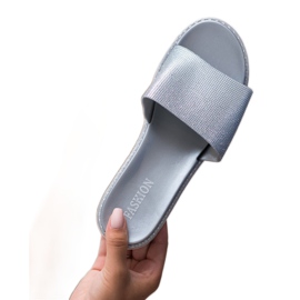 Fashion Módní lesklé pantofle šedá 2