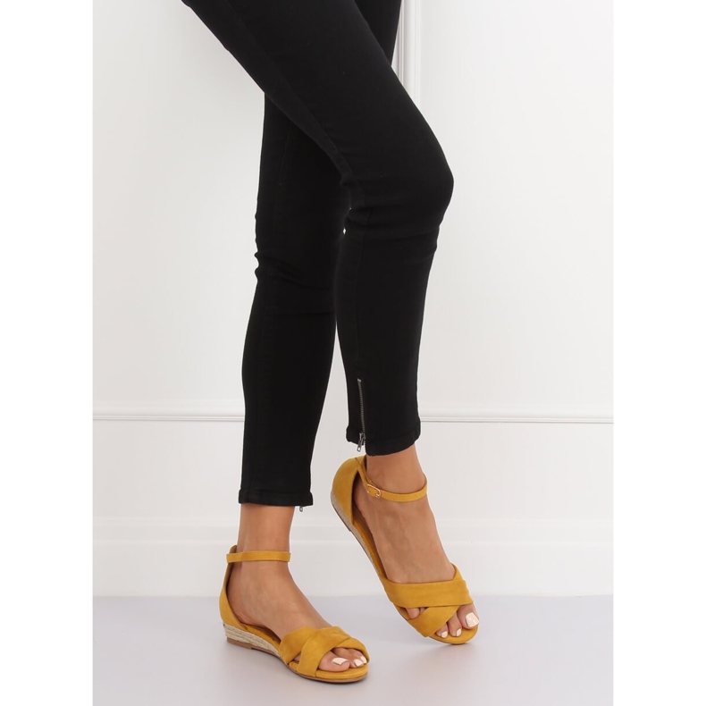 Žluté espadrilové sandály 9R121 žluté žlutá 1