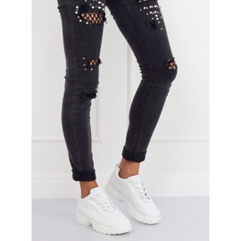 Bílé sportovní boty D1909 White bílý 1