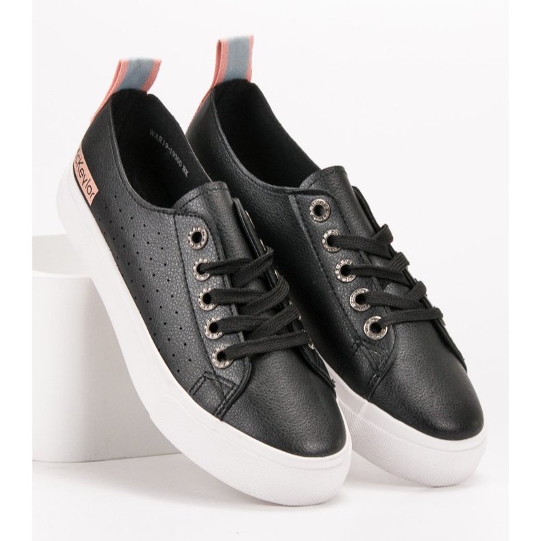 MCKEYLOR černé tenisky černá 2 MCKEYLOR černé tenisky černá 2
