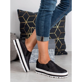 SHELOVET Lehké slipy na platformě černý 1