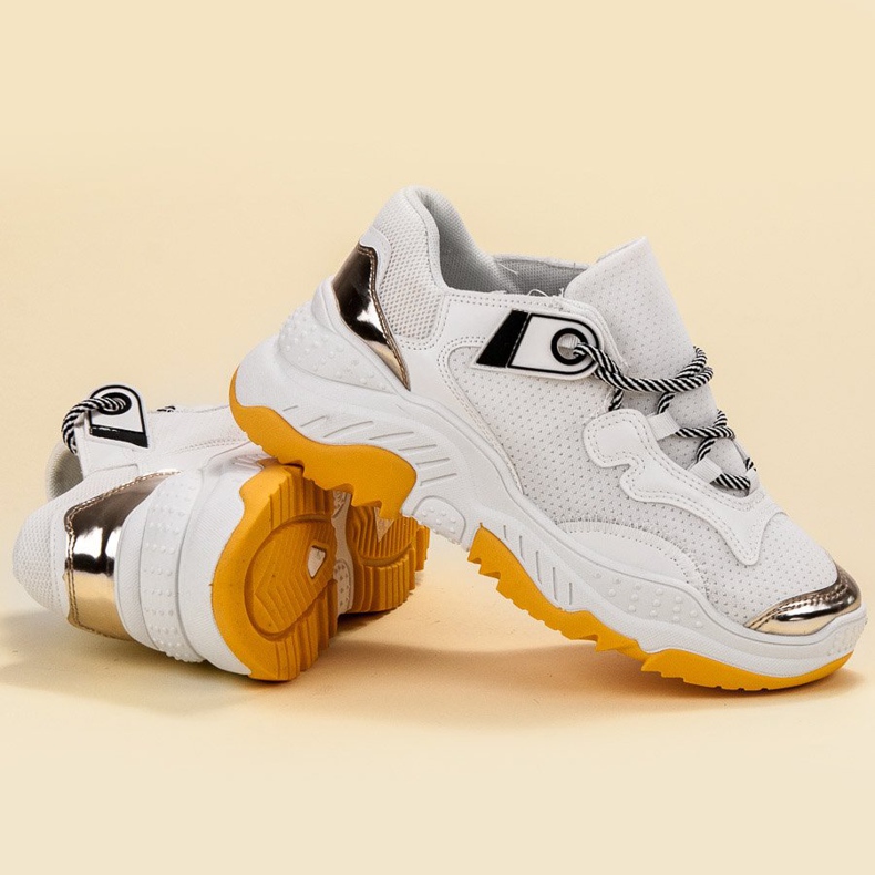 Small Swan Dámské bílé tenisky bílý 1