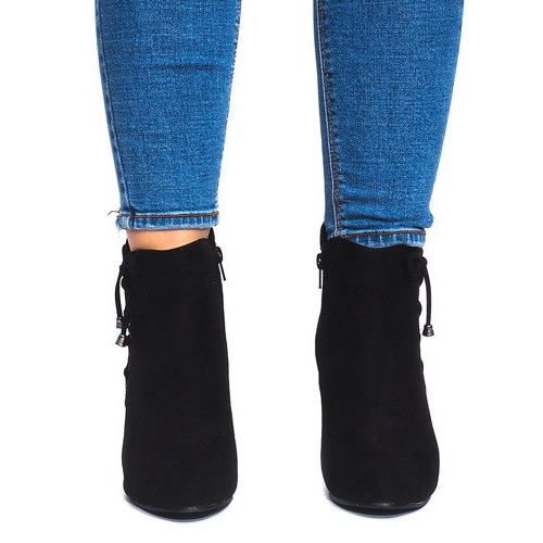 Suede Booties On A Bar 66-98 Black černá 2