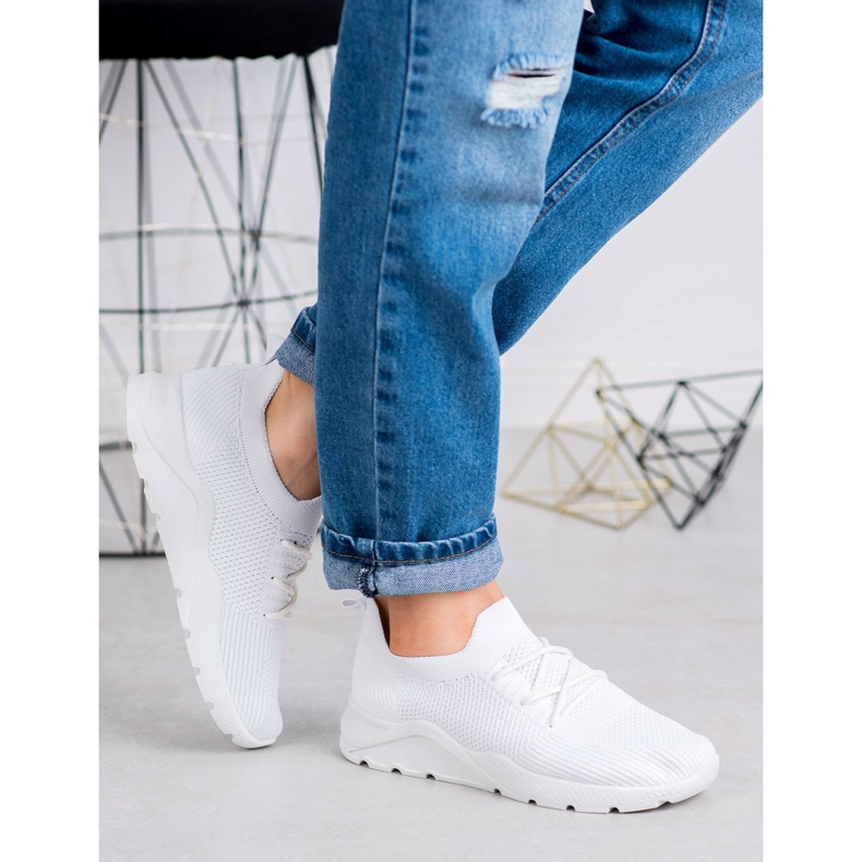 SHELOVET Nazouvací sportovní obuv bílý 2