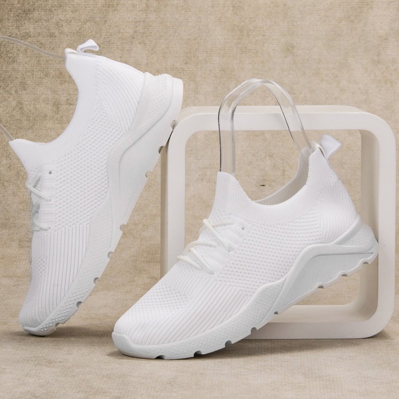 SHELOVET Nazouvací sportovní obuv bílý 1