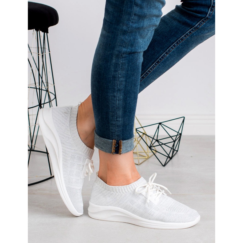 Ideal Shoes Textilní sportovní obuv bílý 1 Ideal Shoes Textilní sportovní obuv bílý 1