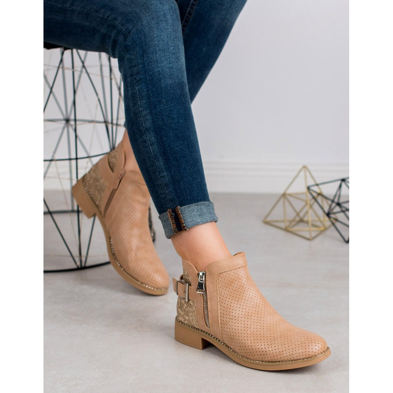 Bestelle Béžové boty s hadím potiskem béžový 1 Bestelle Béžové boty s hadím potiskem béžový 1