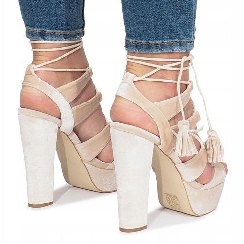 Šedé sandály na velurovém sloupku One Love šedá 1