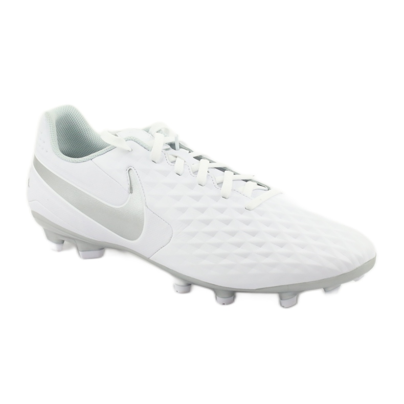 Kopačky Nike Tiempo Legend 8 Academy FG / MG AT5292 100 bílý 1