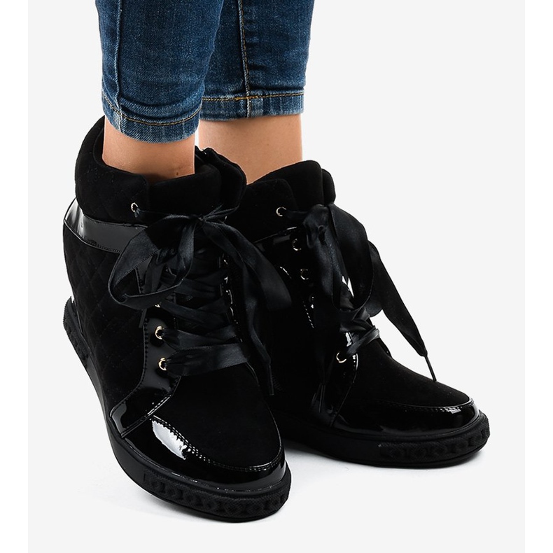 Módní černé klínové tenisky KLS-109-3 černá 2