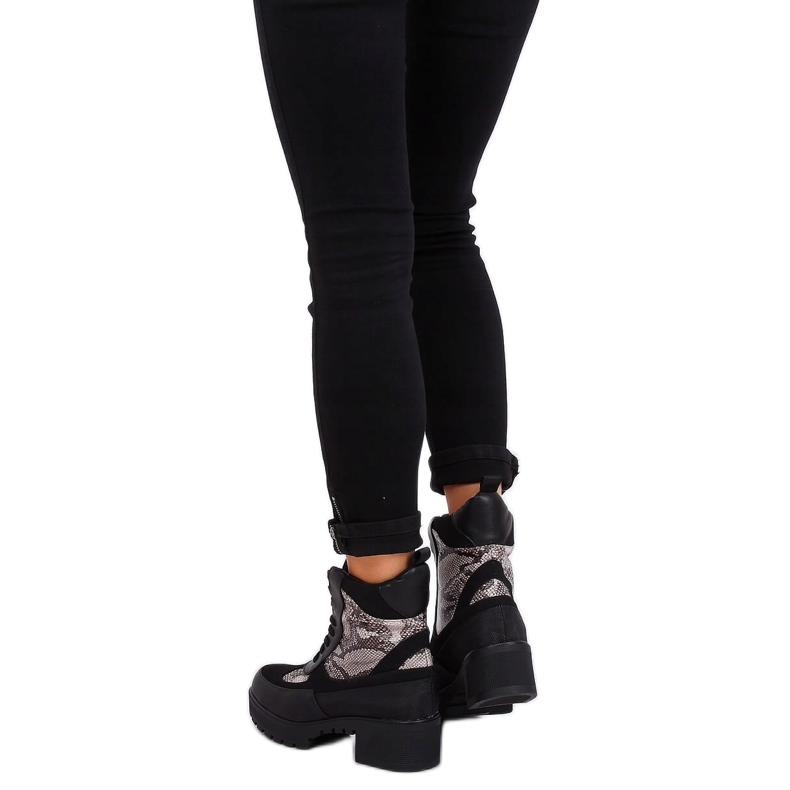 Černé Dámské černé boty 99-58 Snake Skin černá 1 Černé Dámské černé boty 99-58 Snake Skin černá 1