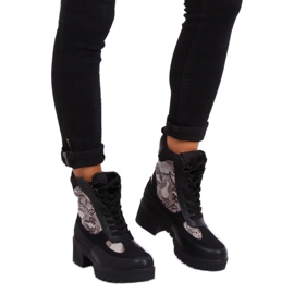 Černé Dámské černé boty 99-58 Snake Skin černý 2