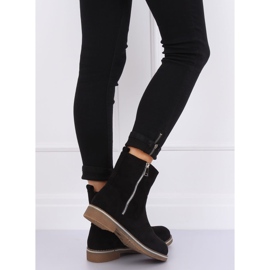 Černé dámské ploché kozačky 0-255 Black černá 2